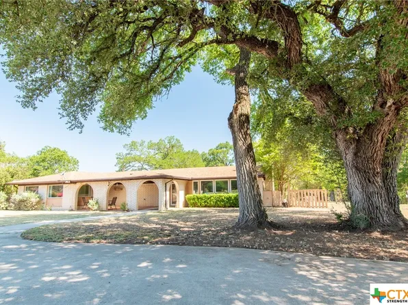 300 Private Road 4332, Lampasas, TX 76550