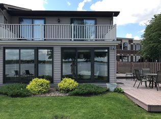 41 1st St SE, Forest Lake, MN 55025