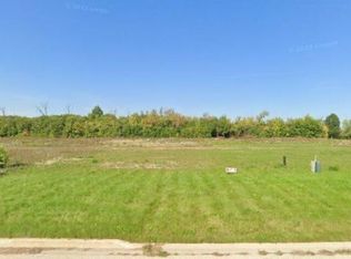 4222 5th St, Winthrop Harbor, IL 60096