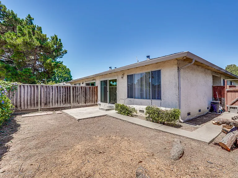 3484 Angelina Dr — Photo 19