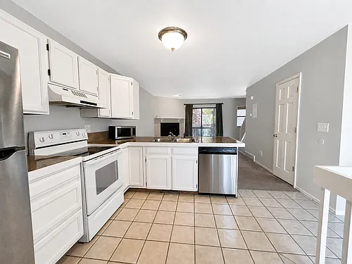 1031 Portland Pl #7 Photo 1
