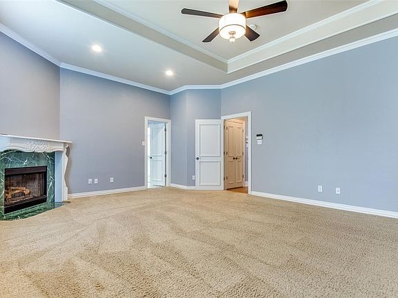 5th image of 36 Royal Oaks Cir