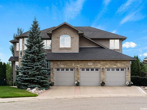 2nd image of 1514 Lakeridge DRIVE N