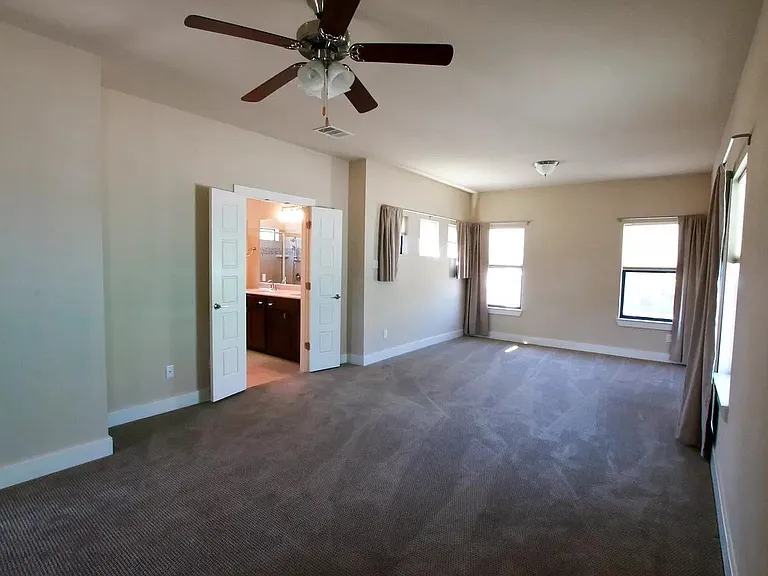 2001 Carlson Dr — Photo 13