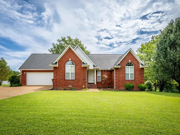 141 Ridge Cv, Lexington, TN 38351