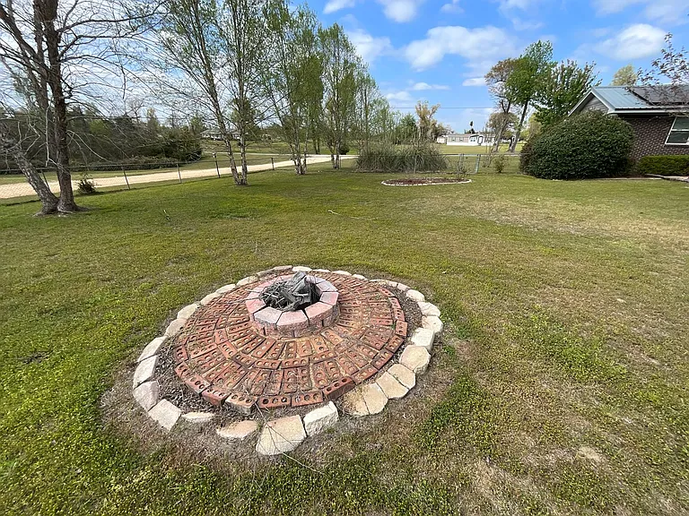 4900 Davis Dr — Photo 21