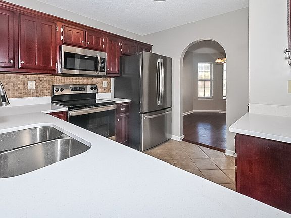 5th image of 8531 Cross Point Dr
