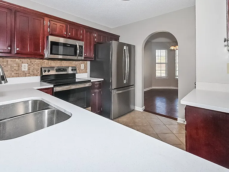 8531 Cross Point Dr — Photo 5
