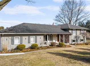 5519 Riveredge Dr, Elyria, OH 44035