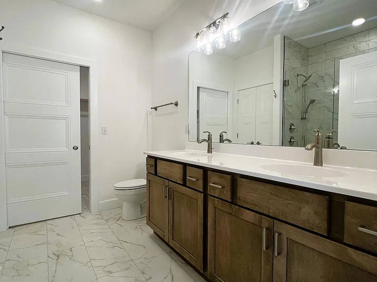808 Napa Dr — Photo 11