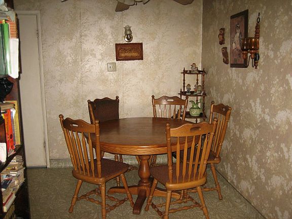 5th image of 2725 Murtha Dr