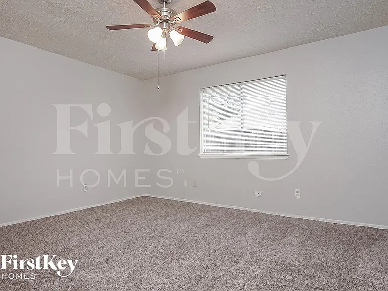 2714 Elder Rd — Photo 8