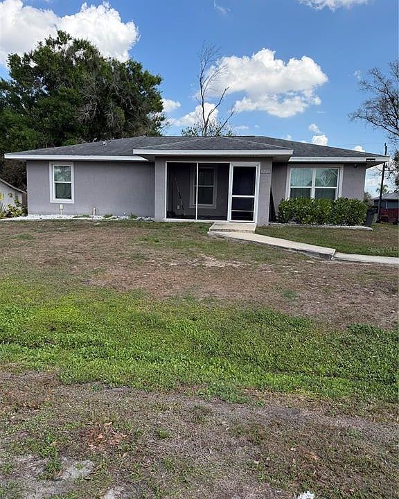 1st image of 1224 SE CARNAHAN AVENUE