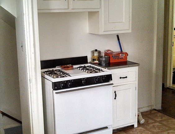 5th image of 16707 Saint Marys St