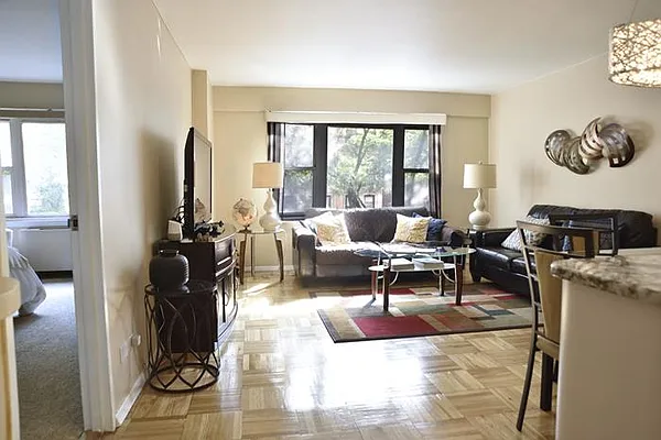 Sold by Maxwell Jacobs | media 11