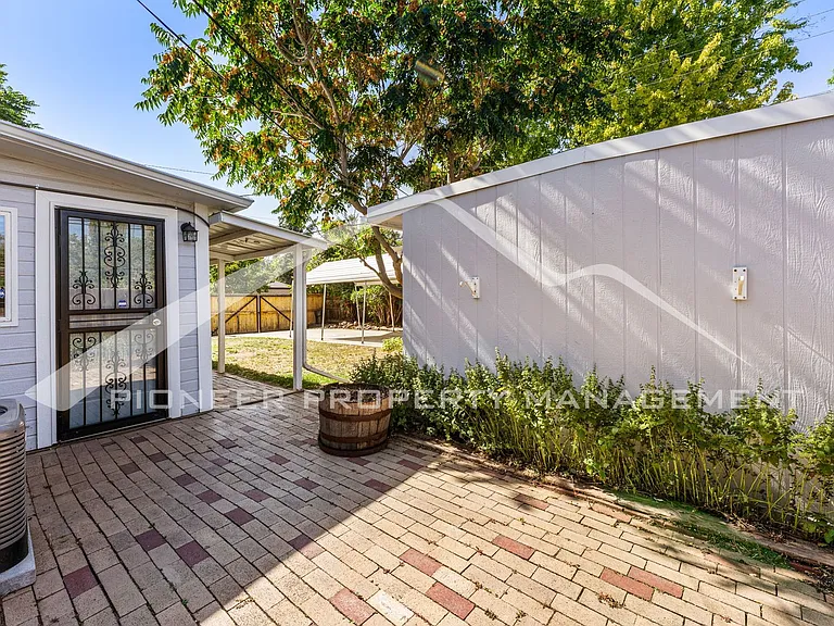 1649 S Xavier St — Photo 23