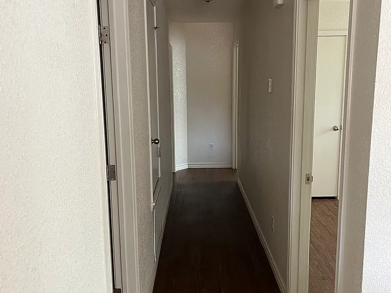 4704 Waterproof Dr #B — Photo 11