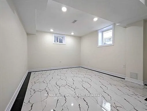 595 Gibbons St #BASEMENT — Photo 3