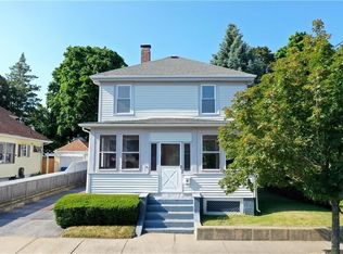 35 Arlington Ave, Cranston, RI 02920