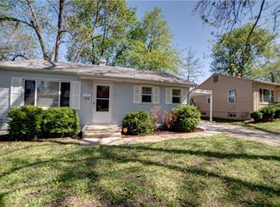 834 W 24th Ter, Independence, MO 64055