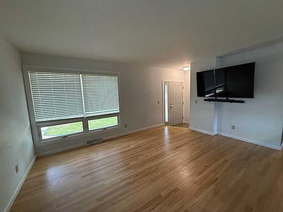 2nd image of 4801 Ferris Ave