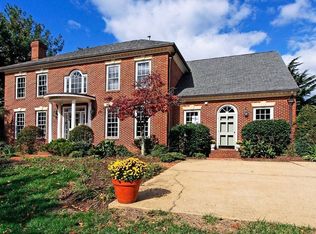 3823 N Tazewell St, Arlington, VA 22207