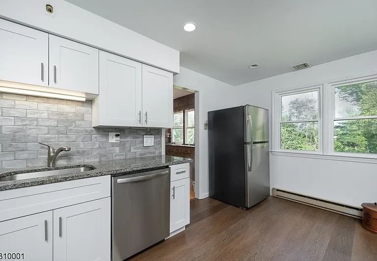 69 Woodland Rd — Photo 10