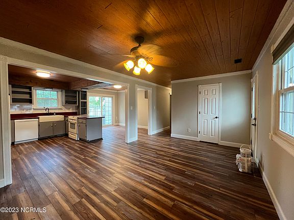 3rd image of 1008 Stillwood Ct