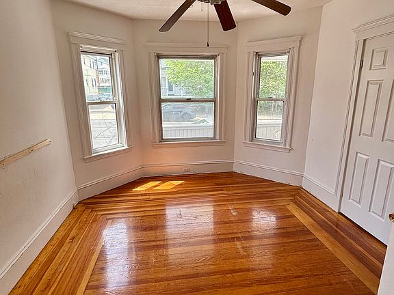 5th image of 490 Main St #492