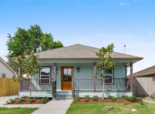 9561 Palm St, New Orleans, LA 70118