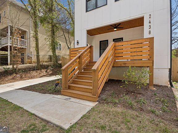 2nd image of 2438 2nd St