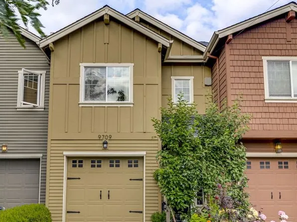9709 N Jersey St, Portland, OR 97203
