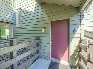 6 Lake Bellevue Dr APT 211, Bellevue, WA 98005