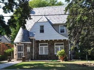 11404 180th St, Jamaica, NY 11434