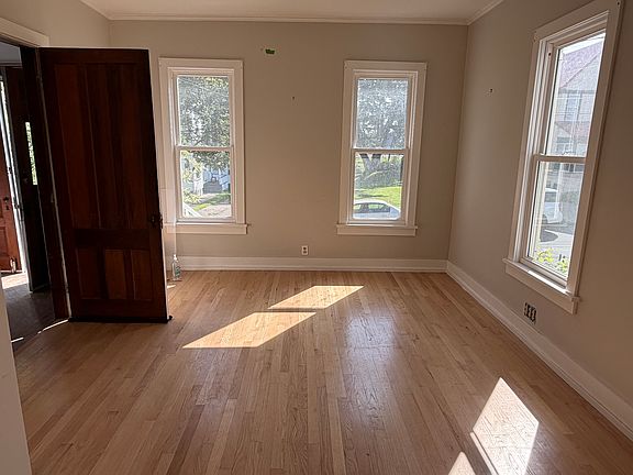 5th image of 7 Whitmore Ave Unit 1