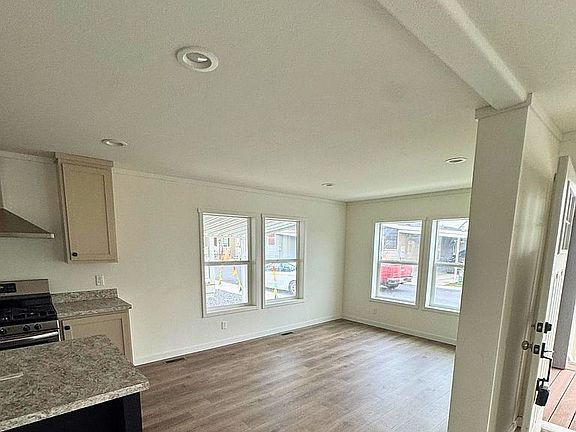 5th image of 845 E Diagonal Rd Space 161