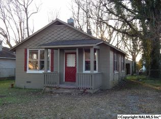 1421 Martin St, Florence, AL 35630