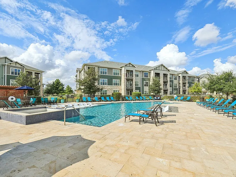 North Creek Apartments in Hutto, Texas