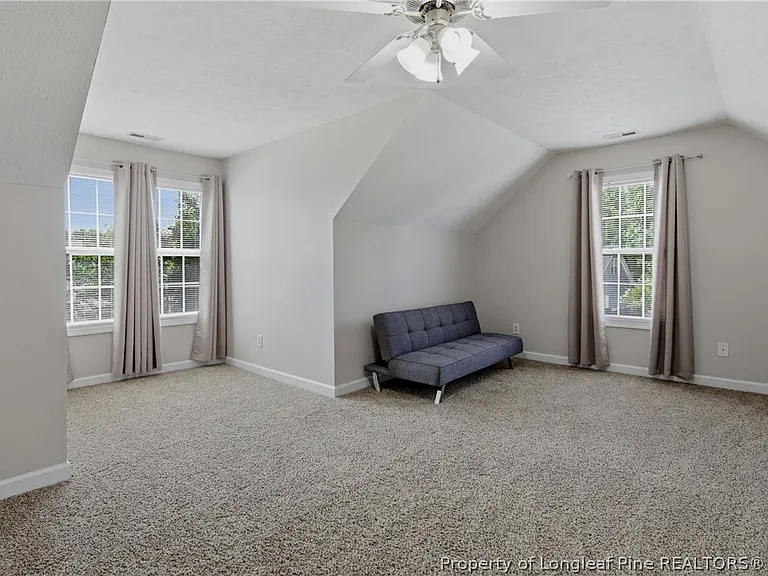 420 Thorncliff Dr — Photo 43