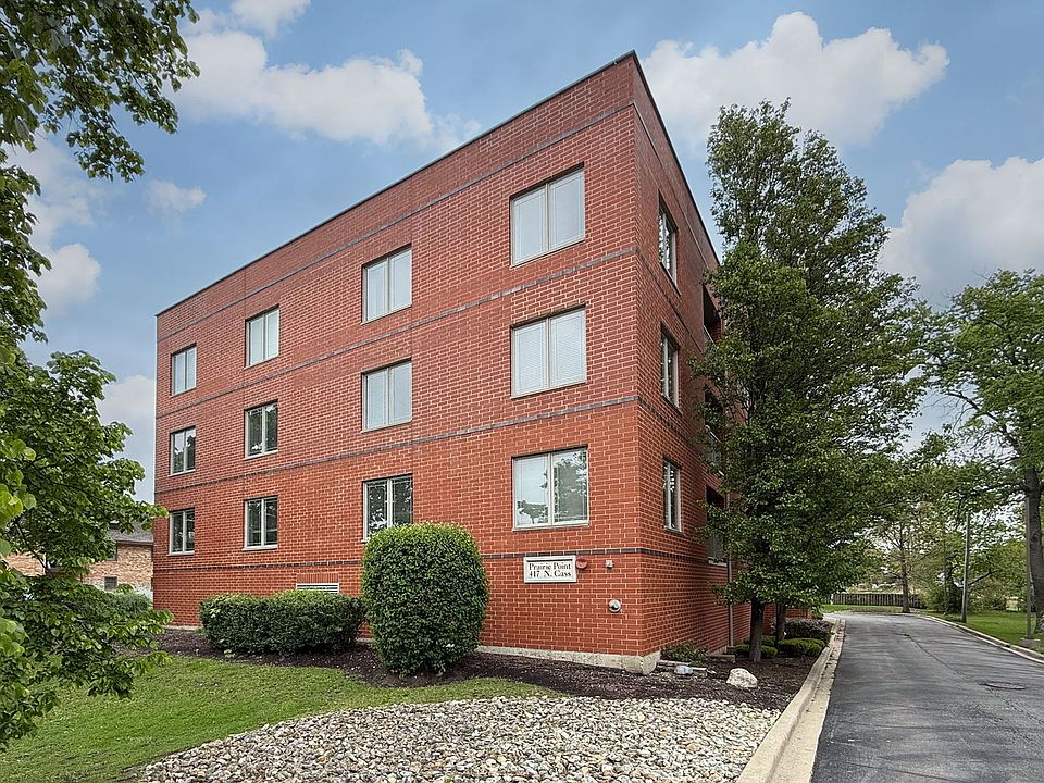 1st image of 417 N Cass Ave APT 3A
