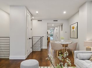 225 Maujer St APT 1B, Brooklyn, NY 11206