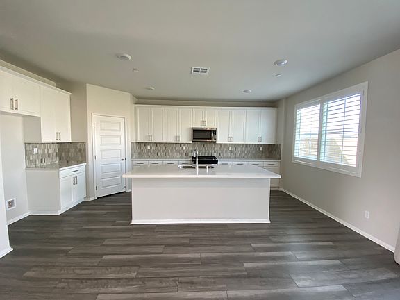 4th image of 32880 Earlsburn Cir