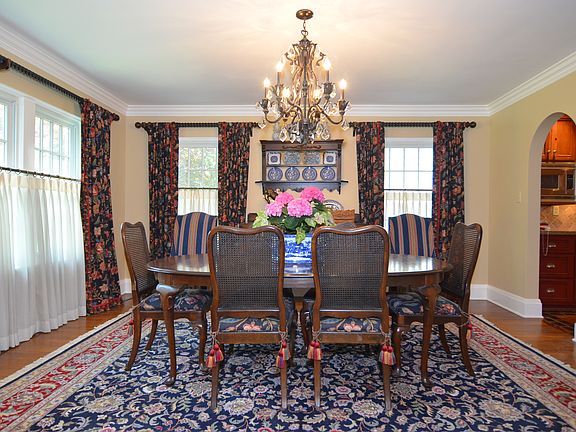 Large Formal Dining Room