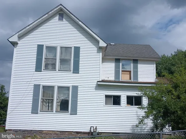 36 7th St, Hambleton, WV 26269