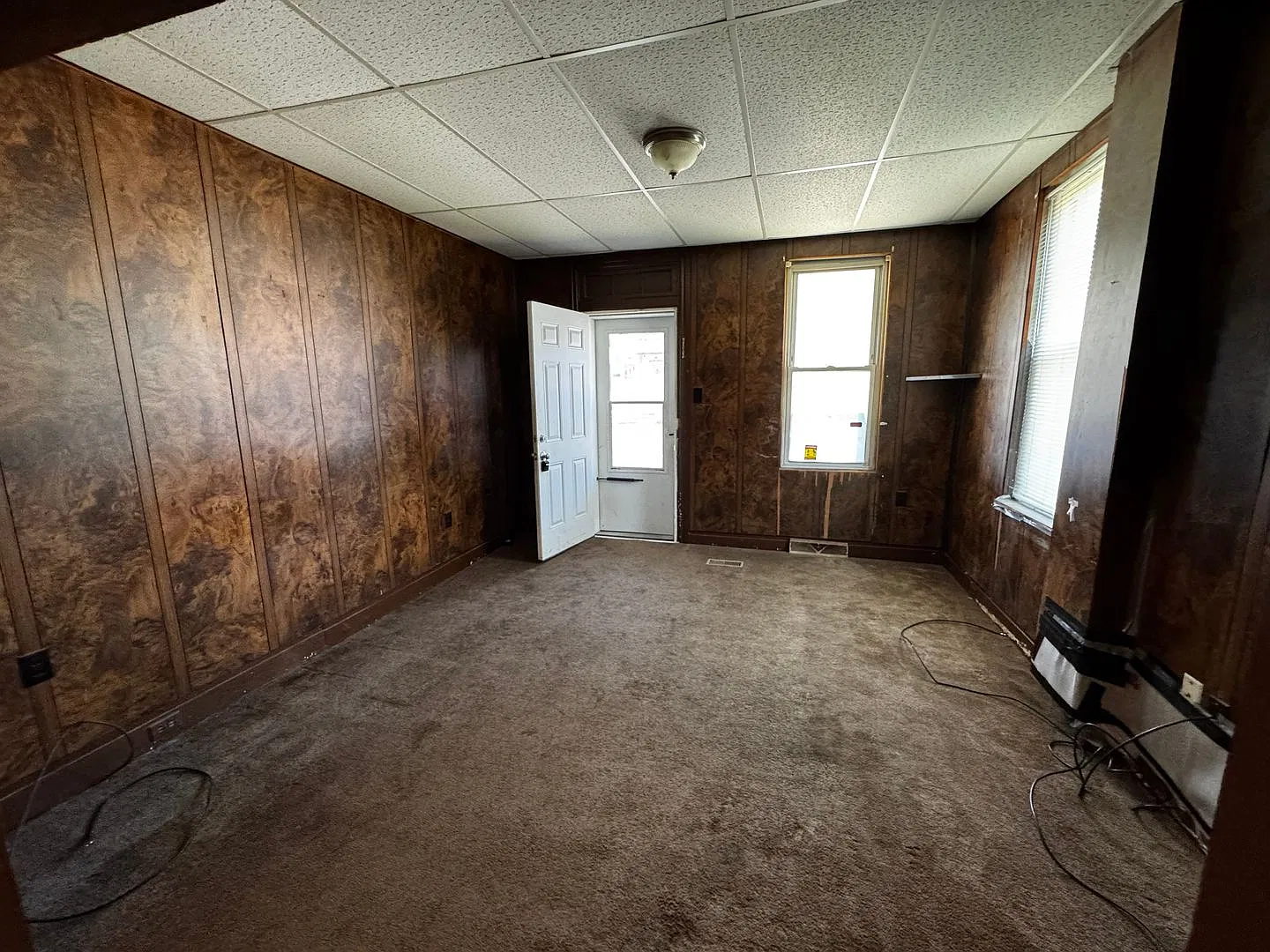2 Bdrm, 1 Bath Half House — Photo 2