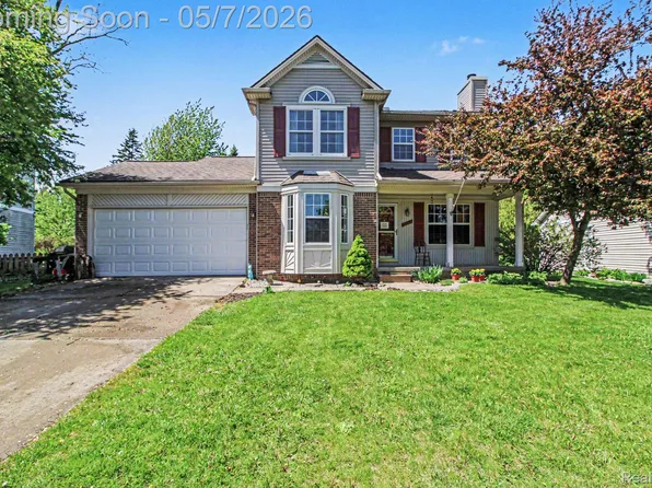 7843 Briarbrook Dr, Ypsilanti, MI 48197