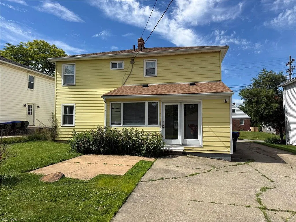 2 bed, 1290 sqft, $1,450 — Photo 2