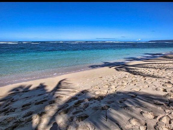 golden sand great swim area