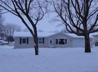 601 S 1st St, Marshall, MN 56258