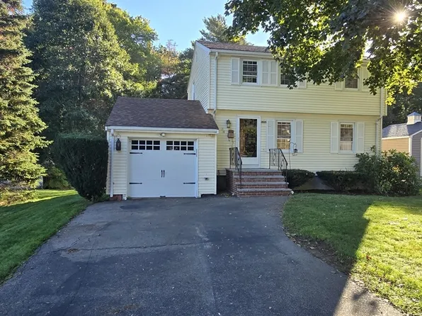 34 Emory St, Brockton, MA 02301